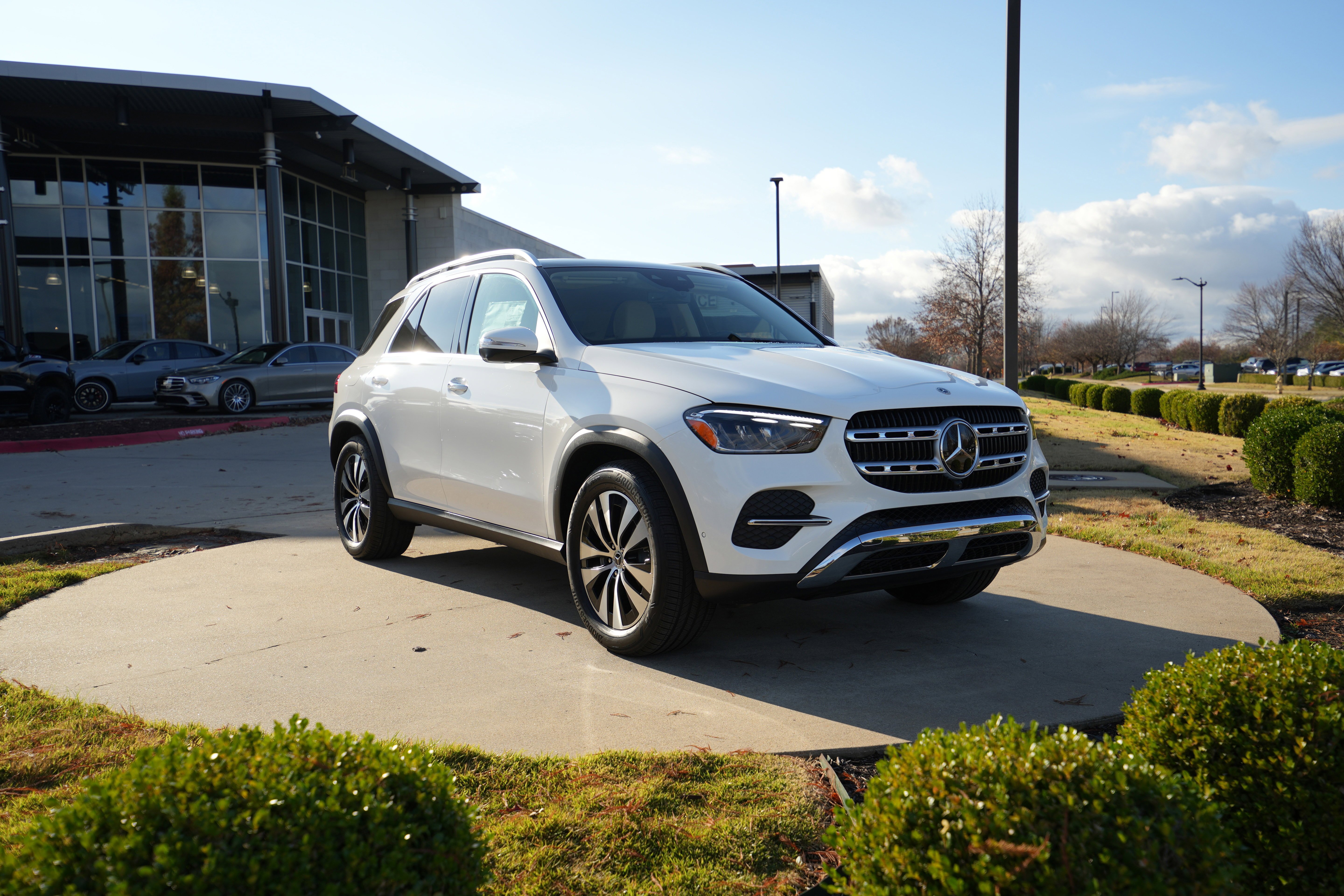 Used 2026 Polar White Mercedes-Benz GLE 350 image 10