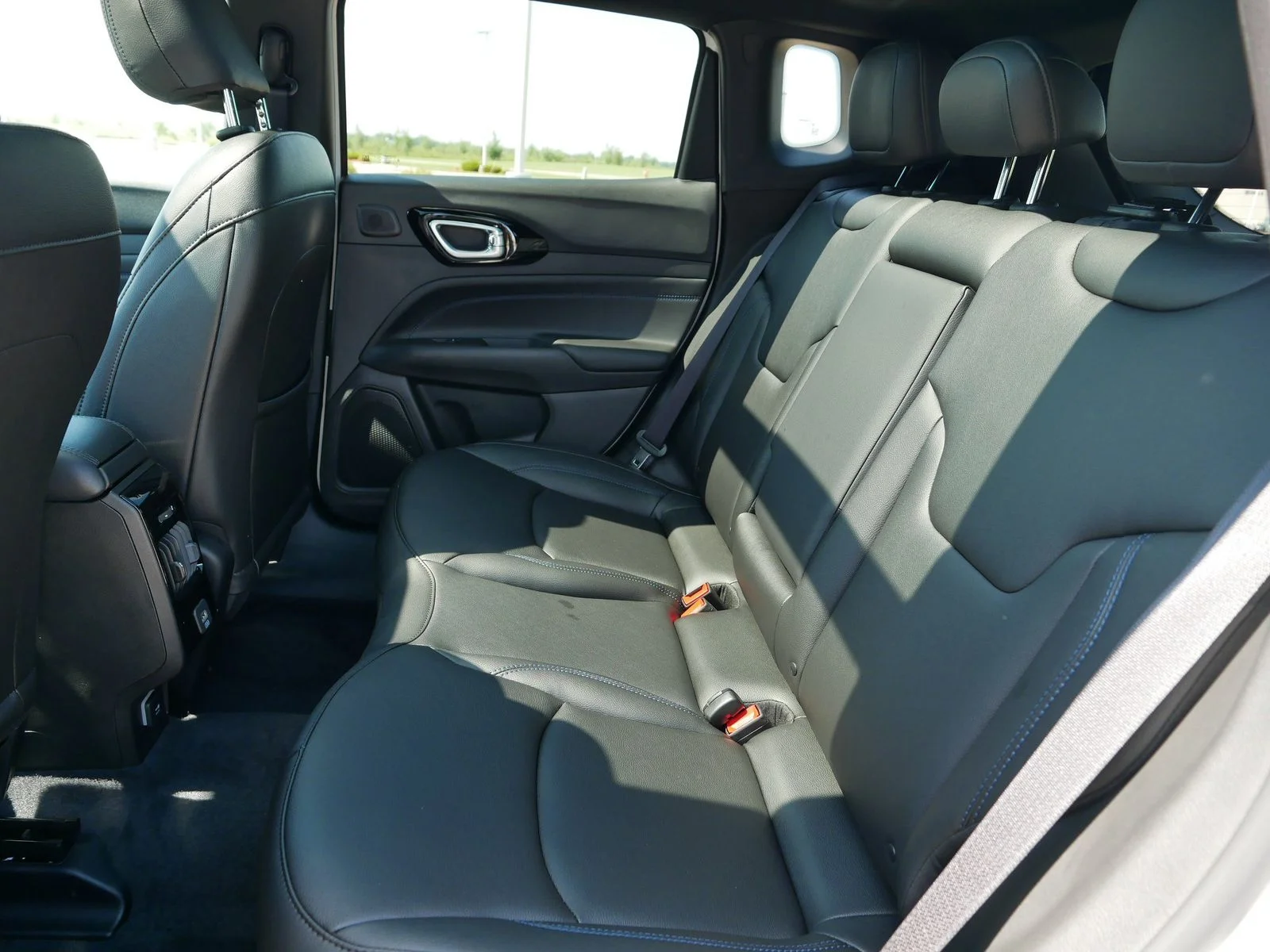 2025 Jeep Compass Limited - Photo 15