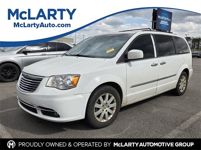 2016 Chrysler Town & Country Touring