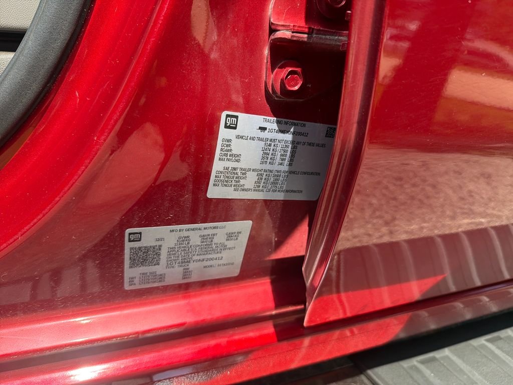 Used 2022 Red GMC SLE image 2