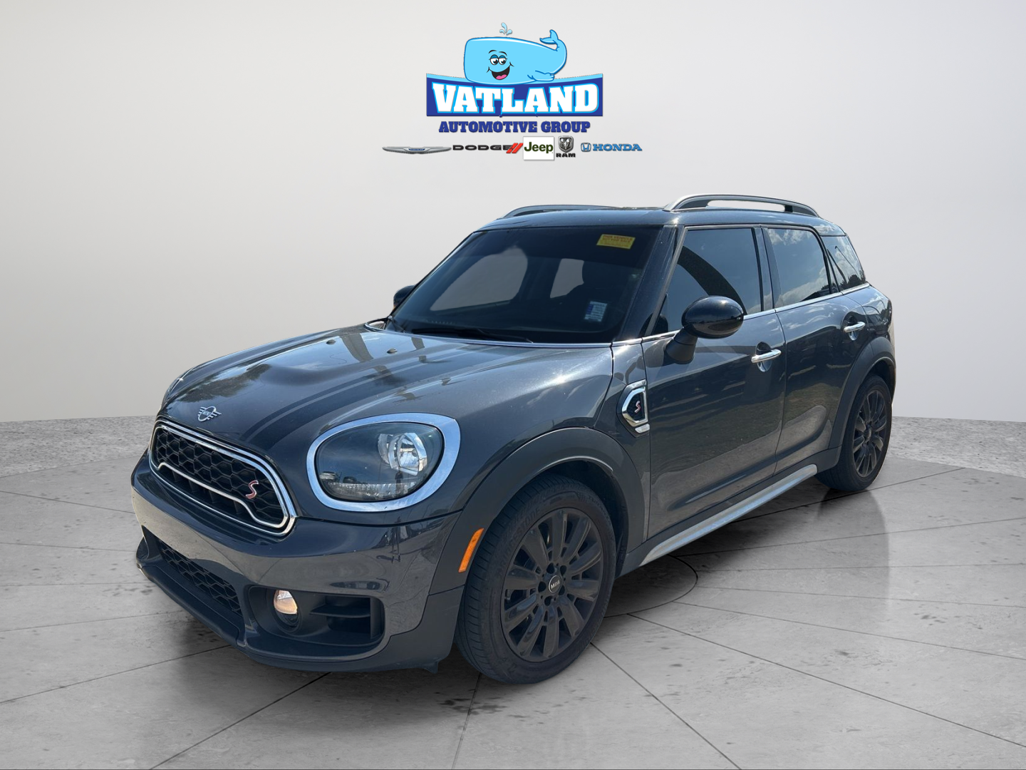 2019 MINI Countryman Cooper S Signature's photo