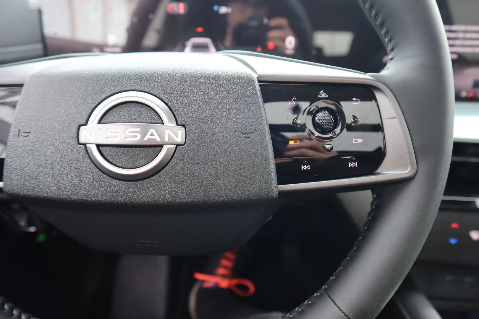 New 2026 Super Black Nissan SL image 20