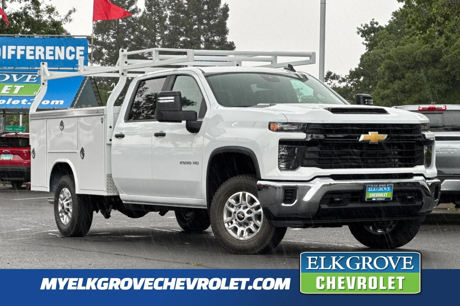 New 2026 Summit White Chevrolet WT image 1