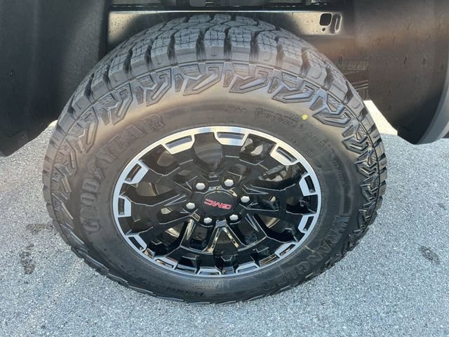 2026 GMC Canyon AT4 - Photo 20