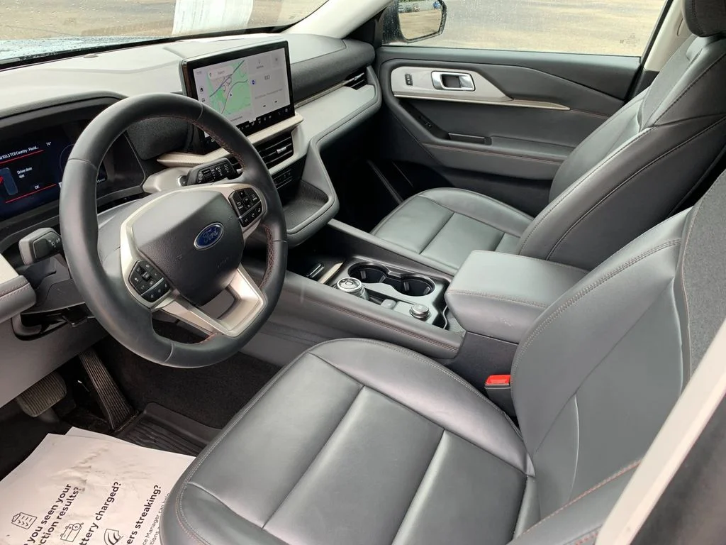 Used 2025 Blue Ford Active image 11
