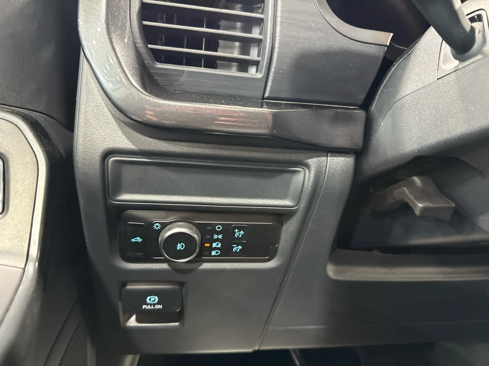 Used 2024 Silver Ford STX image 22