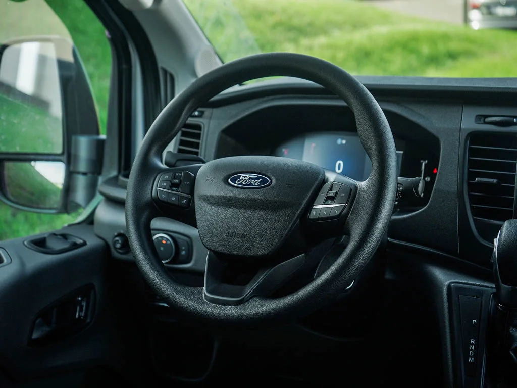 New 2027 Oxford White Ford Cargo Van image 15