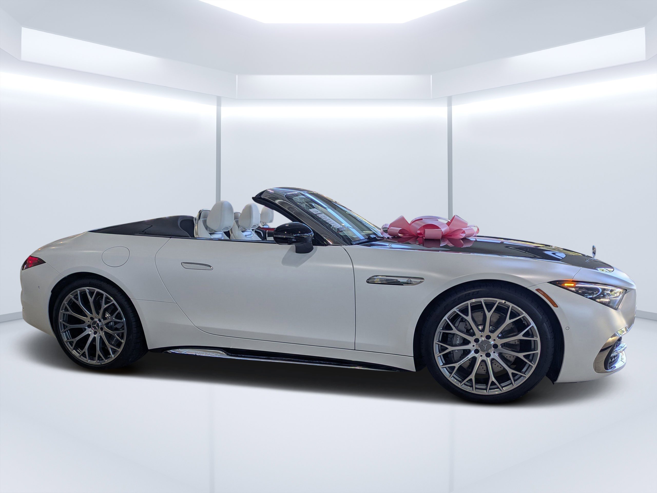 New 2026 MANUFAKTUR moonlight white magno (White Ambiance) Mercedes-Benz Maybach SL 680 Monogram Series image 37