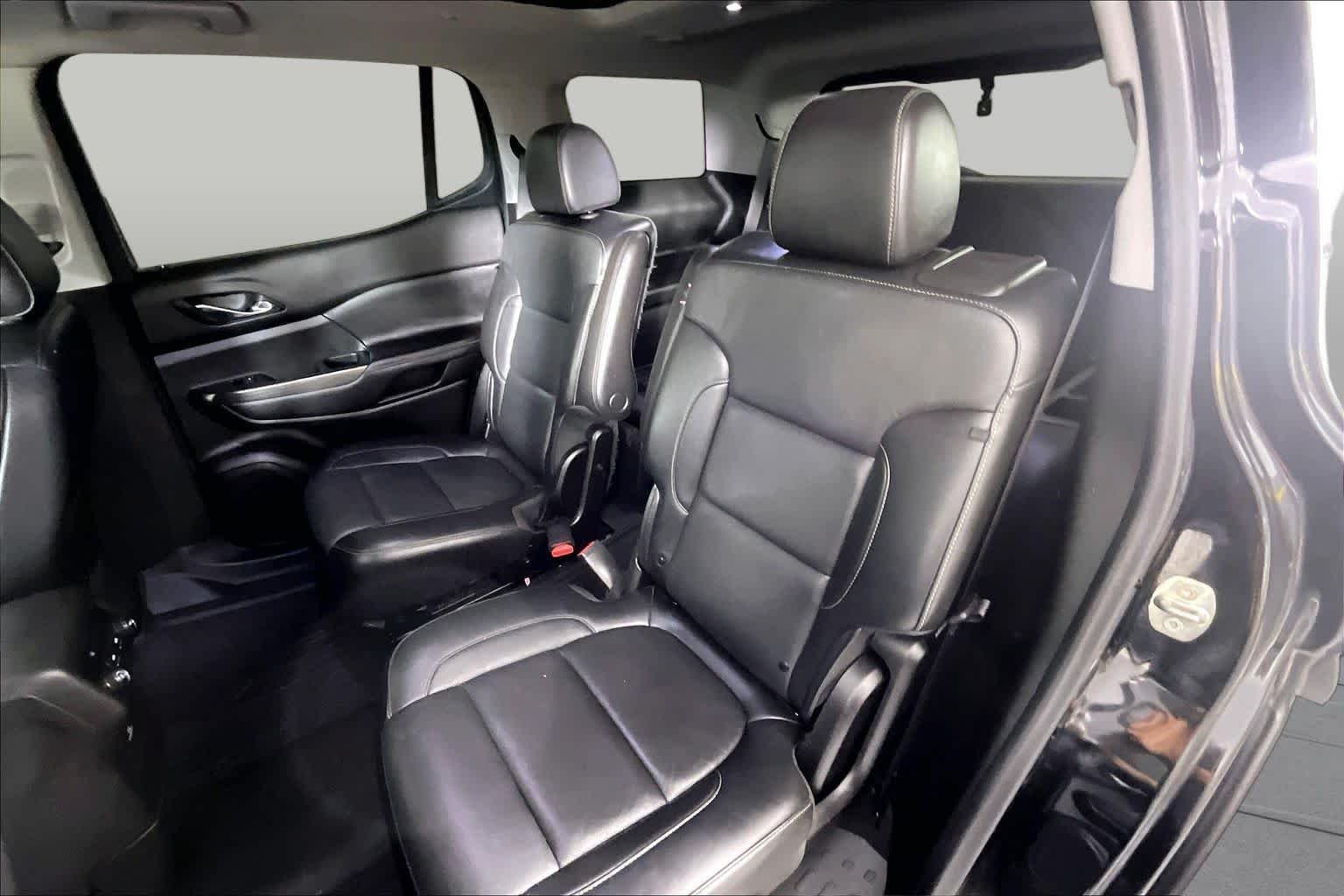 Used 2022 Ebony Twilight Metallic GMC SLT image 18