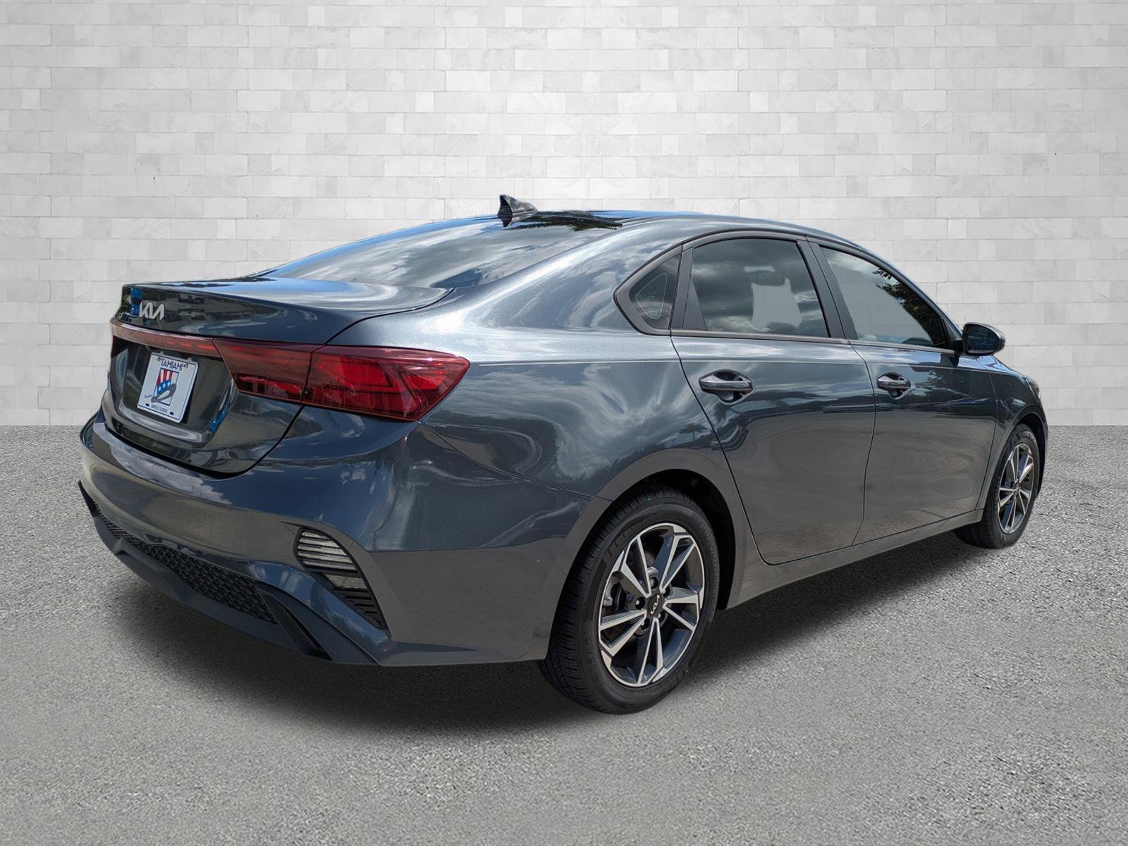 2022 Kia FORTE LXS - Photo 2