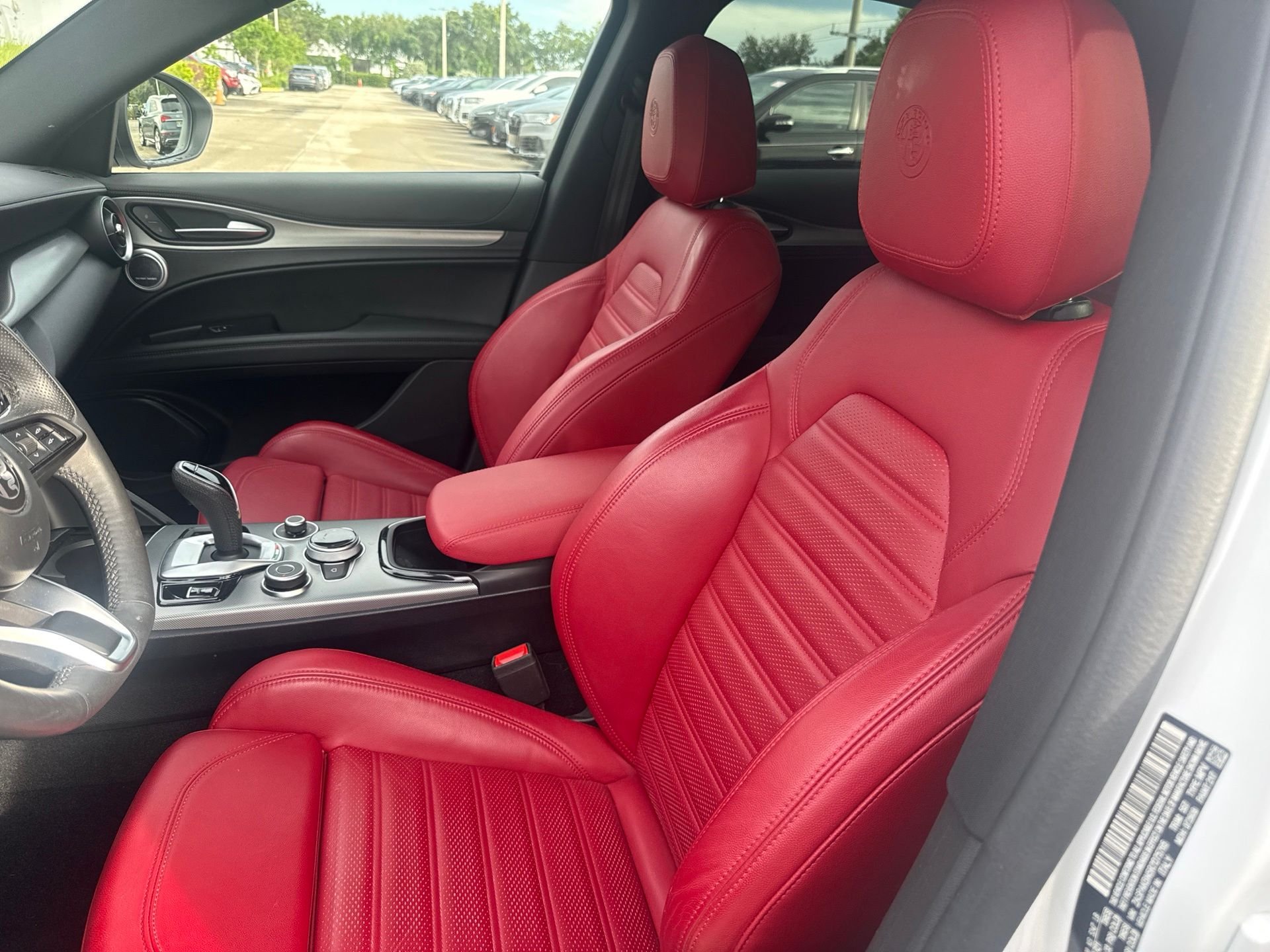 Used 2024 White Alfa Romeo Veloce image 9