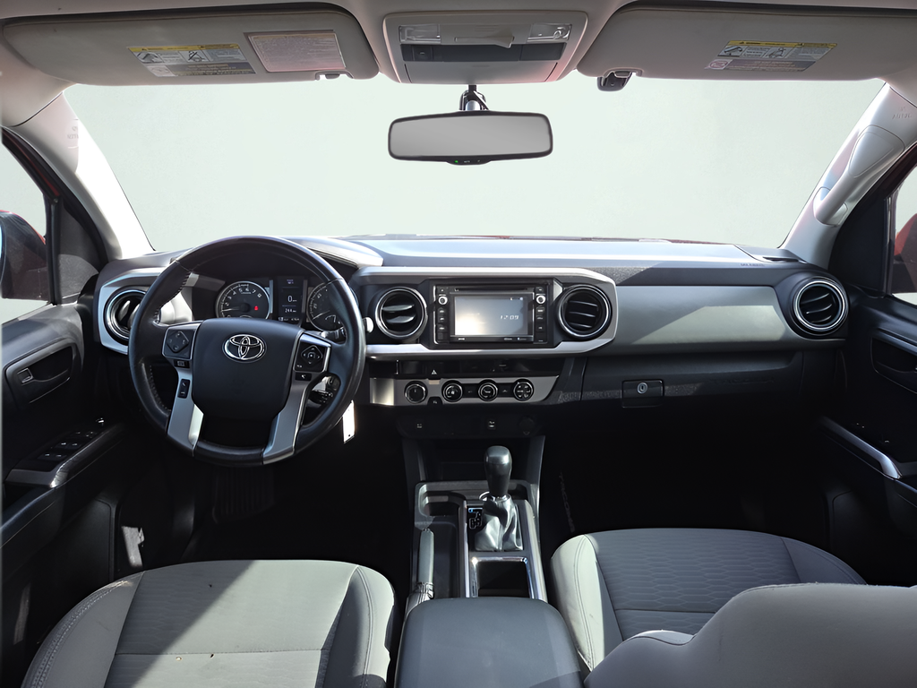 Used 2017 Red Toyota SR5 image 15