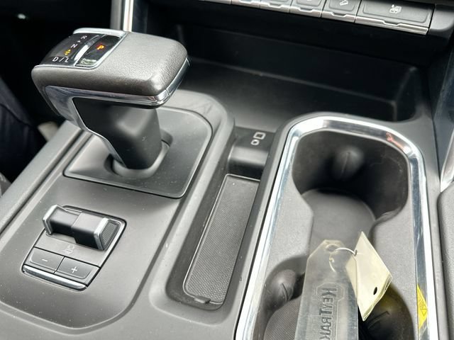 Used 2022 Pacific Blue Metallic GMC Denali image 39