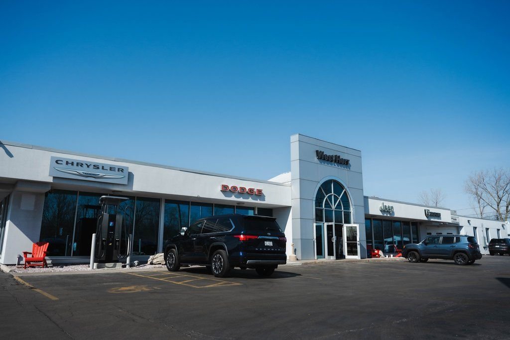 Used 2016 Ford F-150 XLT with VIN 1FTEW1EP3GKE85703 for sale in Lockport, NY