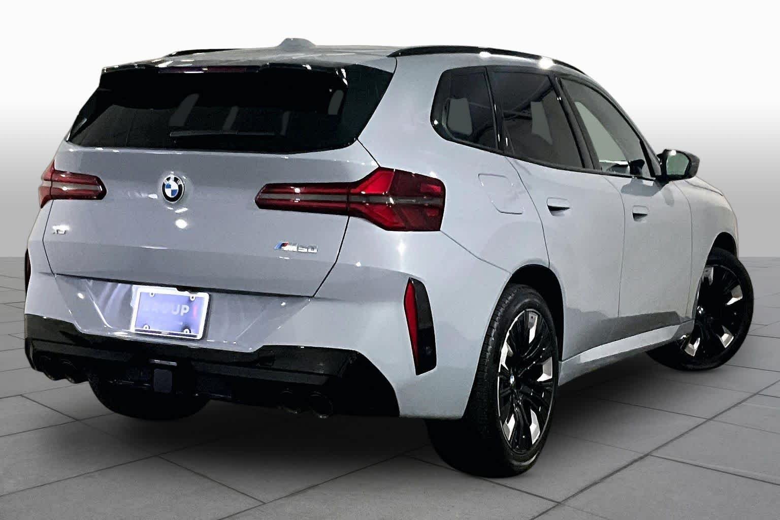 Certified Used 2026  BMW M50 xDrive image 12