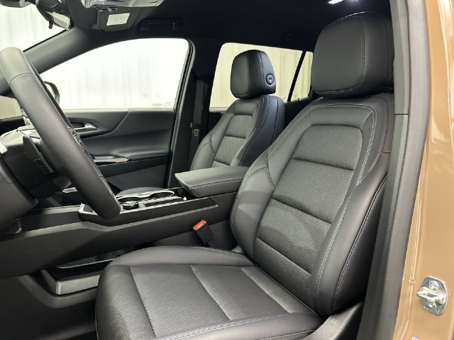 2027 Chevrolet Equinox LT - Photo 15