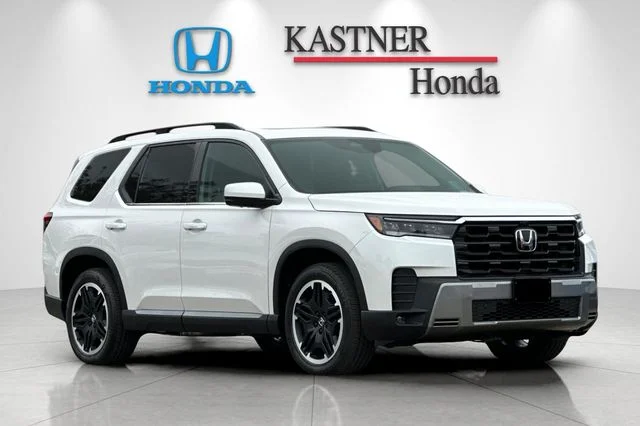 2026 Honda Pilot Touring AWD's photo