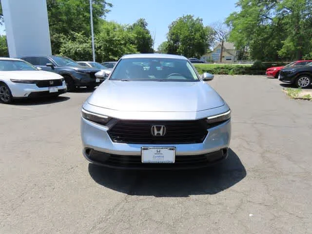 2023 Honda Accord LX - Photo 6