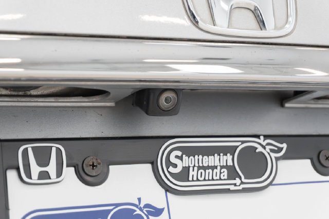 Used 2022 Silver Honda EX-L image 23