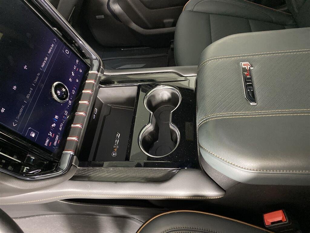 Used 2025 Onyx Black GMC AT4 image 26