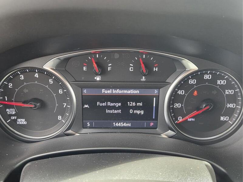 Used 2023 Marine Metallic GMC FWD 4DR SLE image 34