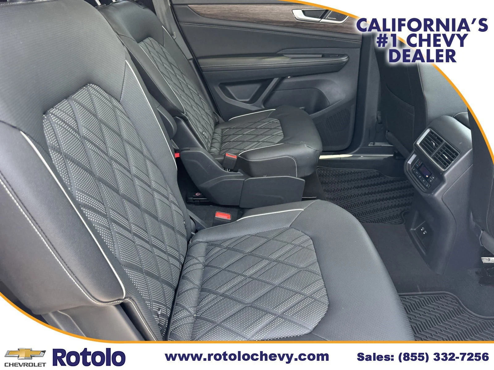 Used 2025 White Volkswagen 2.0T SEL Premium R-Line image 11