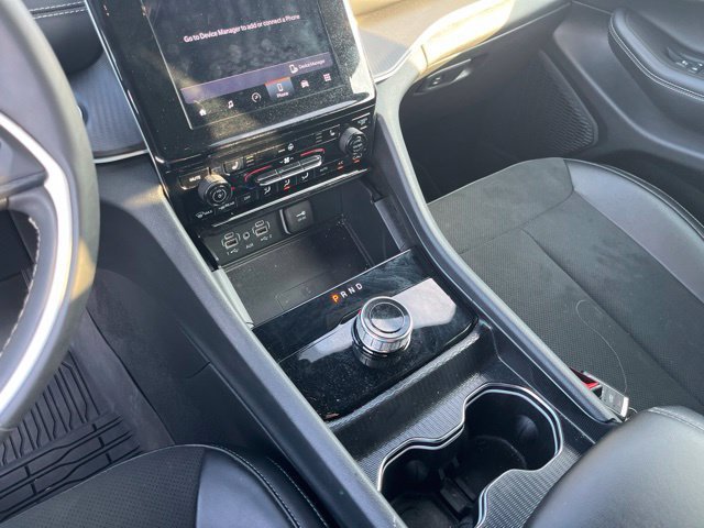 Used 2025 Black Jeep Altitude image 24