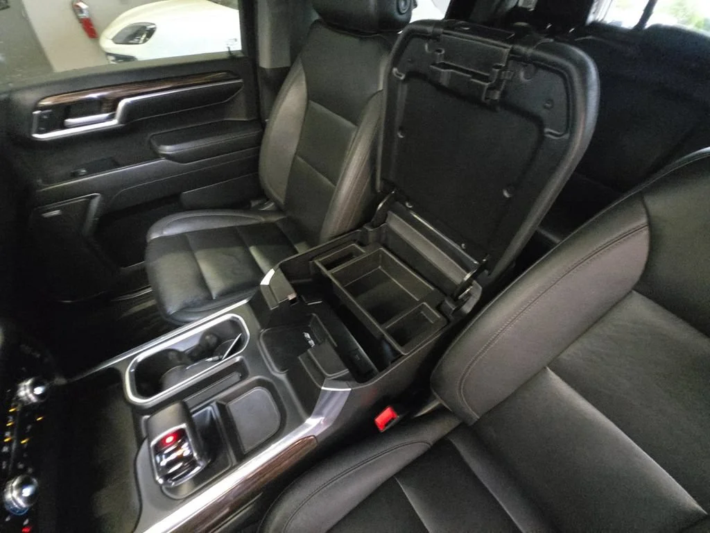 Certified Used 2022 ONYX BLACK GMC Elevation image 27