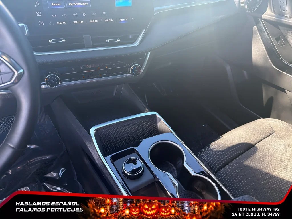 Used 2026 Radiant Red Tintcoat Chevrolet LT image 19