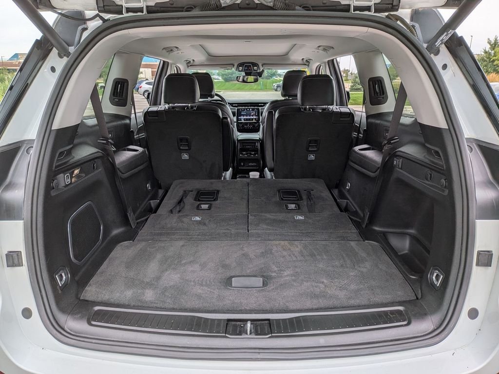 Used 2021 White Jeep Limited image 28