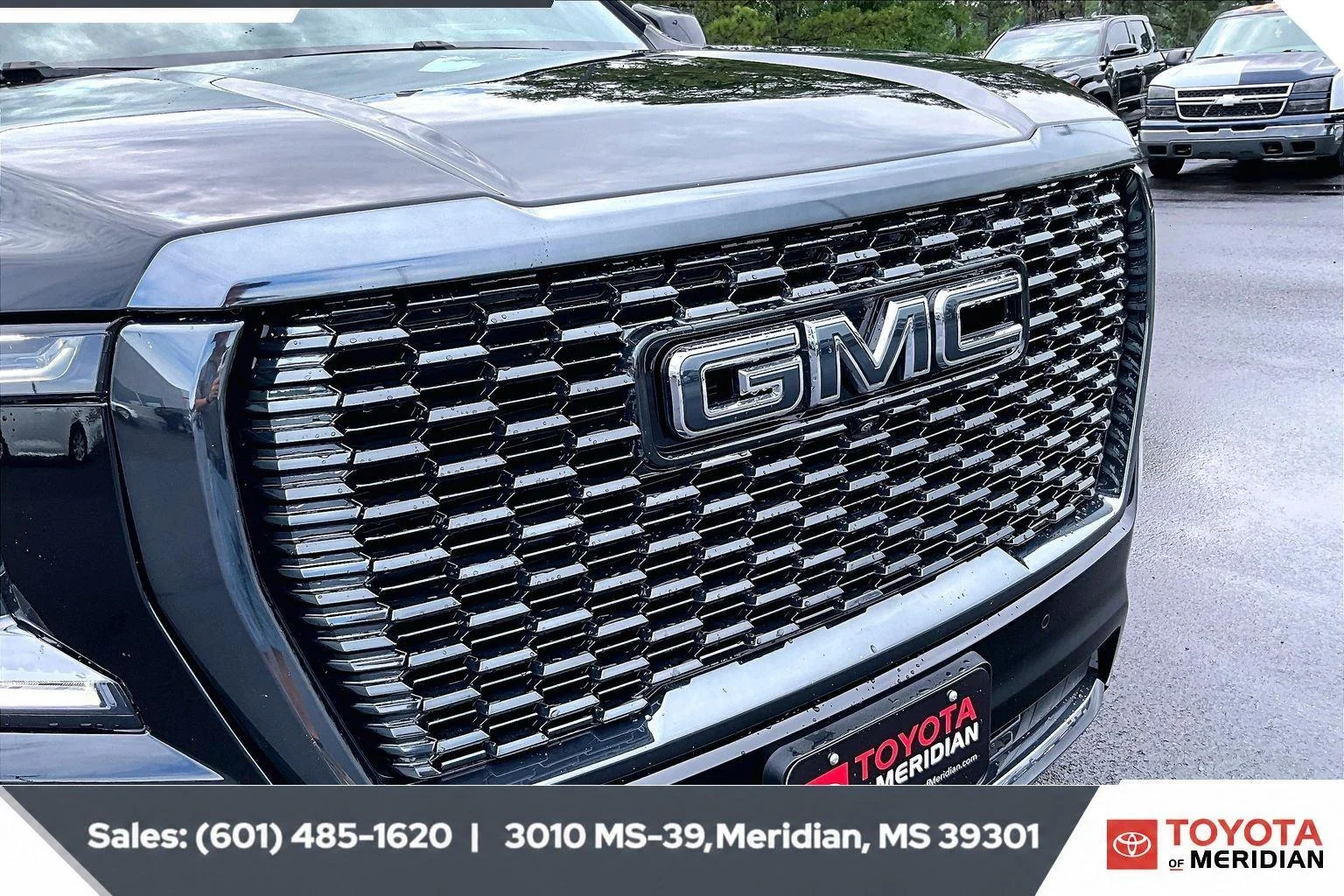 Used 2024 Onyx Black GMC Denali Ultimate image 22