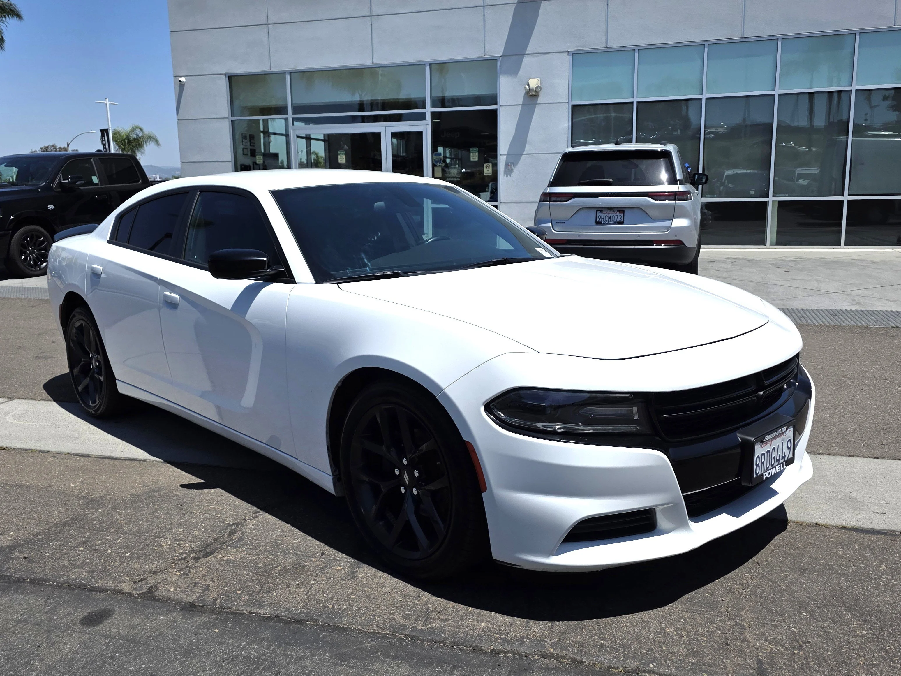 Used 2020 White Dodge SXT image 6