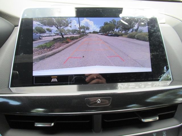 Used 2024 White Cadillac Premium Luxury image 31