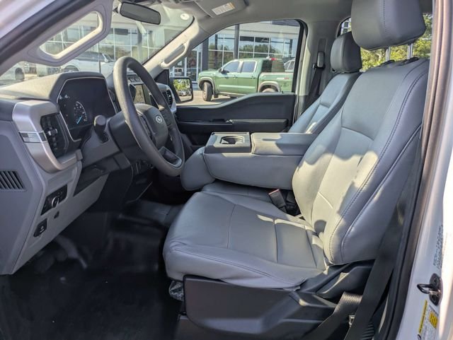 Used 2023 White Ford XL image 17