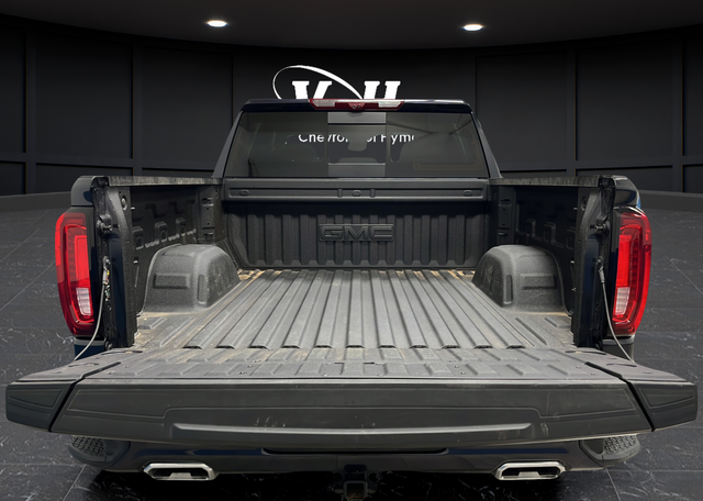 Used 2026 Titanium Rush Metallic GMC AT4 image 27