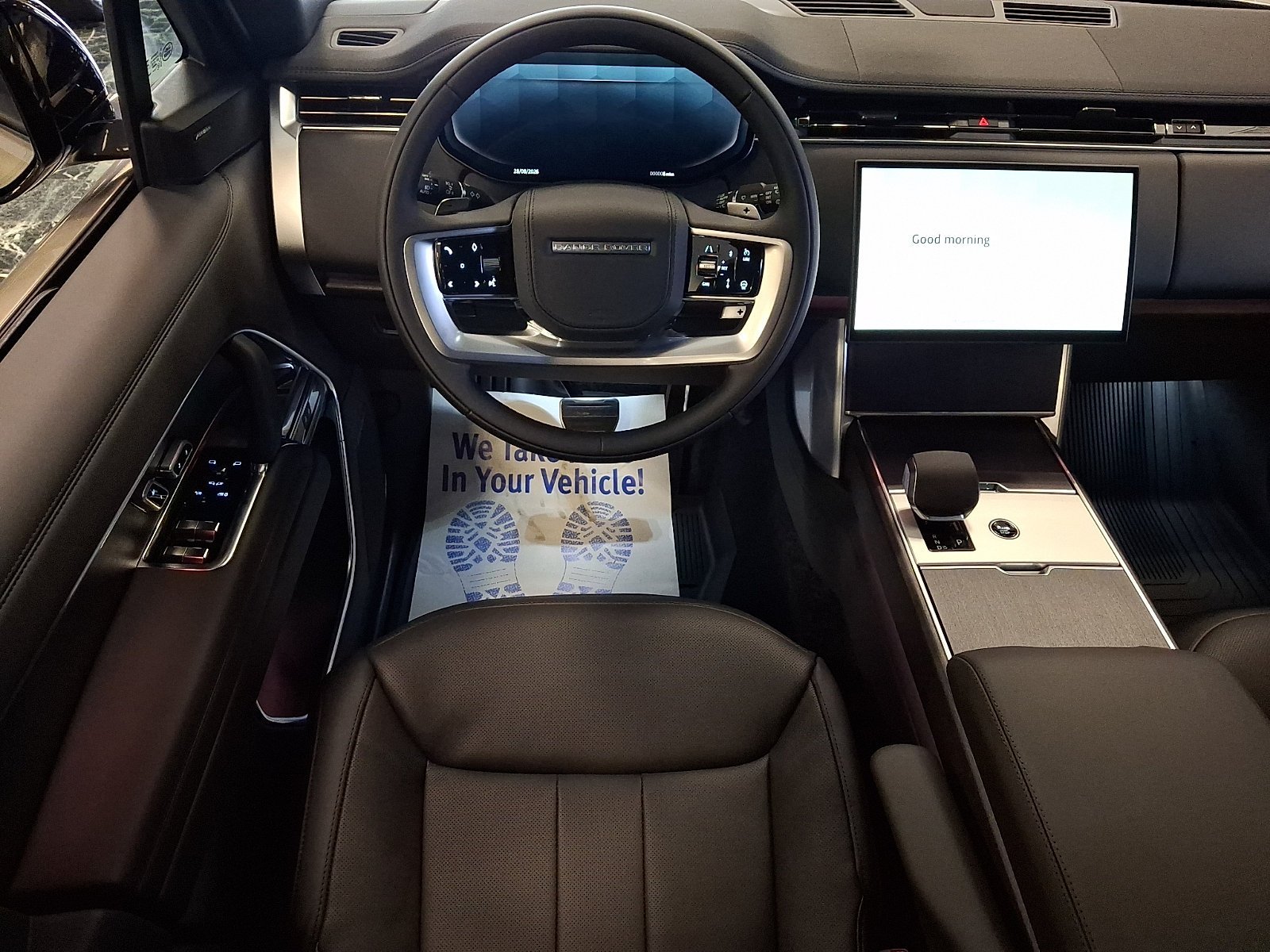 New 2026 Batumi Gold LAND ROVER SE 7 Seats image 6