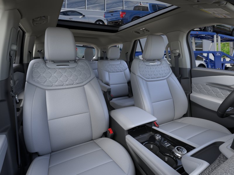 New 2026 Space White Metallic Ford Platinum™ image 10