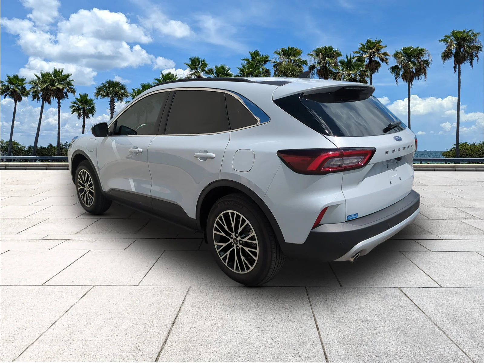 Used 2026 Space Silver Ford PHEV image 7