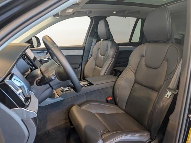 2026 Volvo XC90 Ultra - Photo 11
