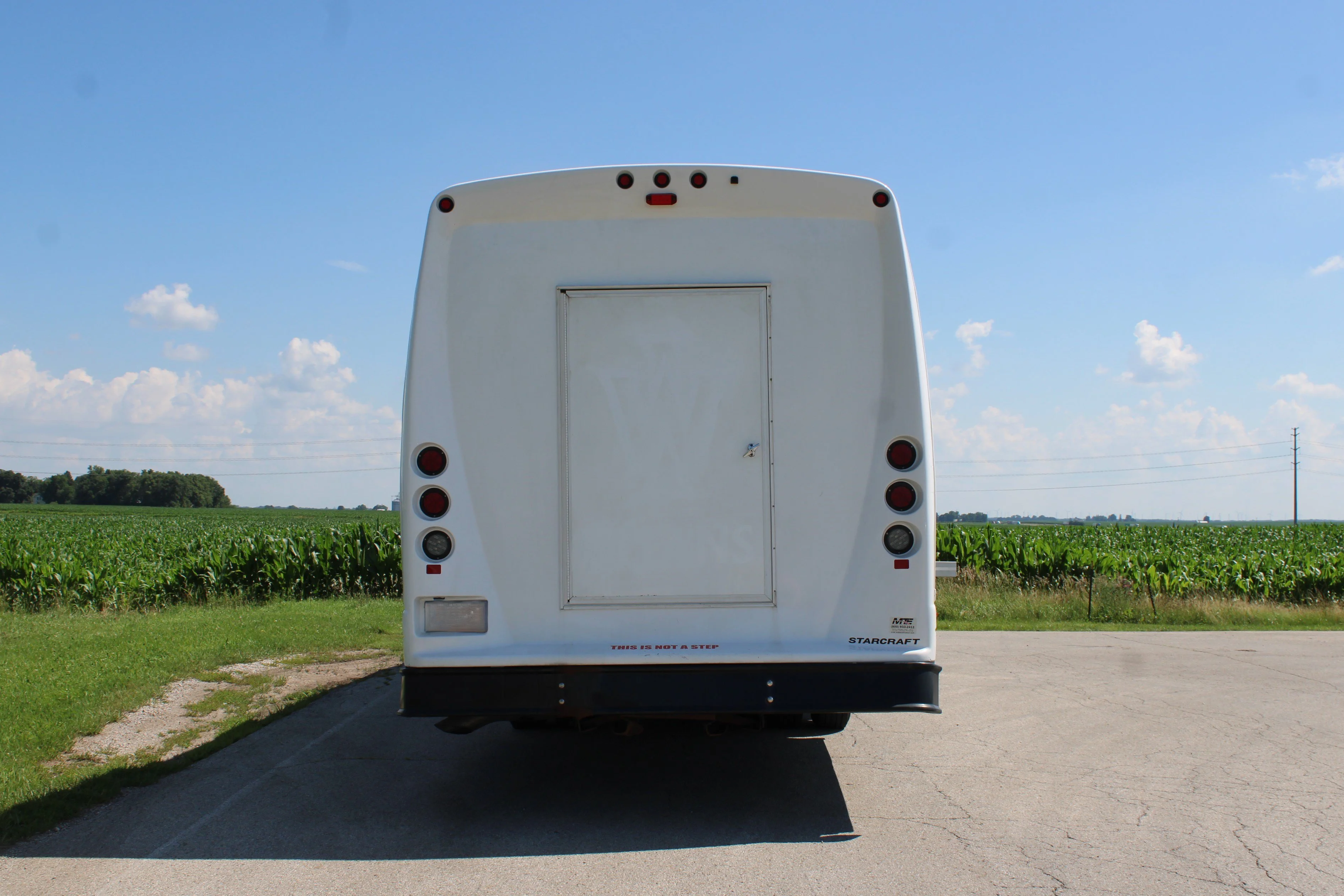 Used 2021 Oxford White Ford Base image 5