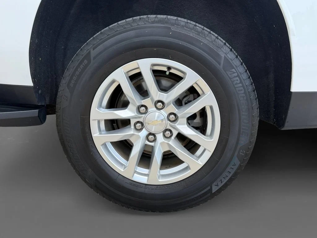 Used 2022 Summit White Chevrolet LT image 16