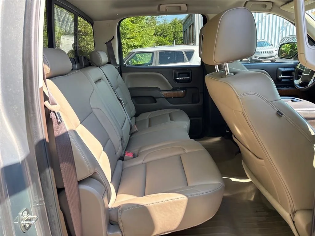 Used 2017 Gray GMC SLT image 14
