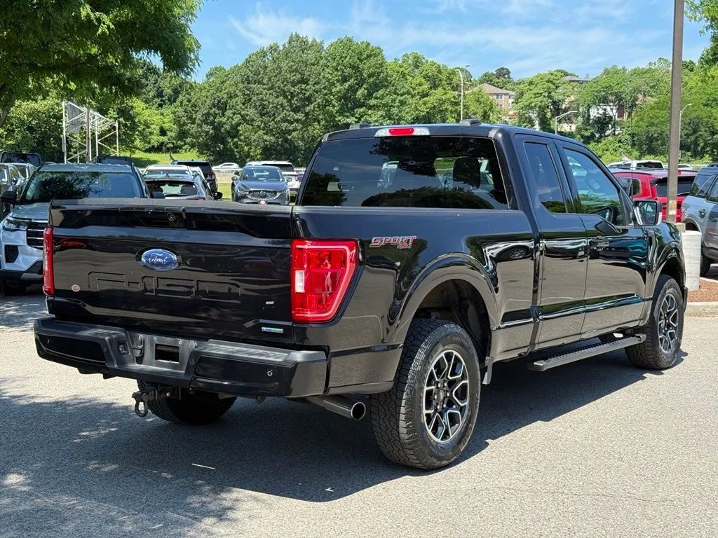 Used 2023 Black Ford XLT image 8