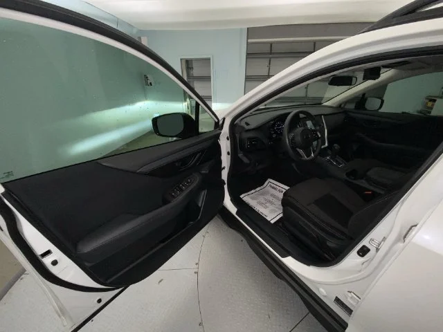 Used 2022 White Subaru 2.5i image 11