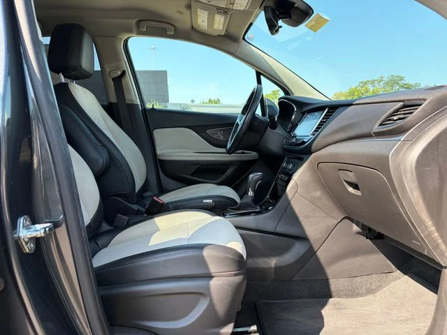 Used 2018 Gray Buick Preferred image 23