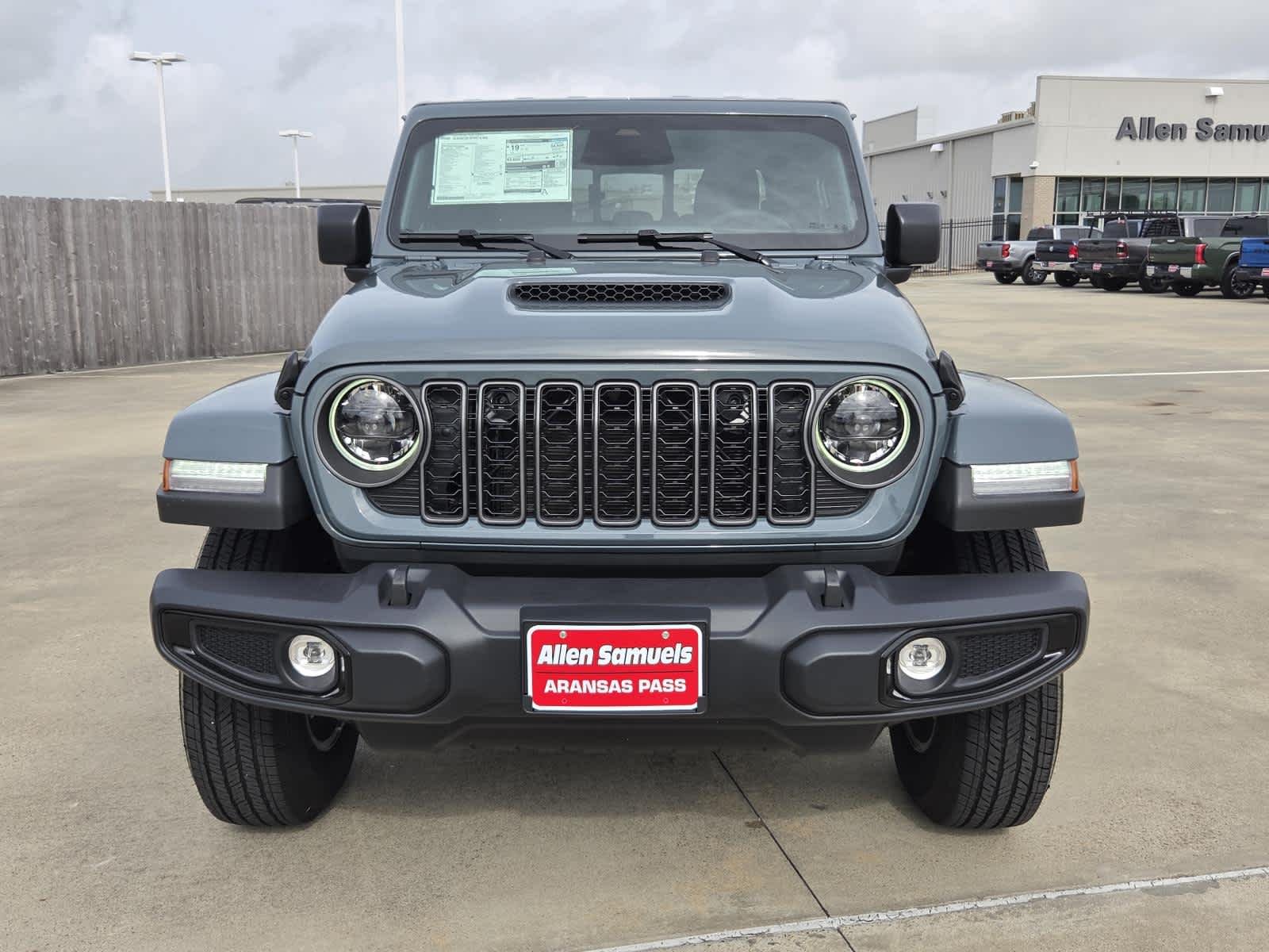 New 2026 Anvil Clear-Coat Exterior Paint Jeep Sport S image 8