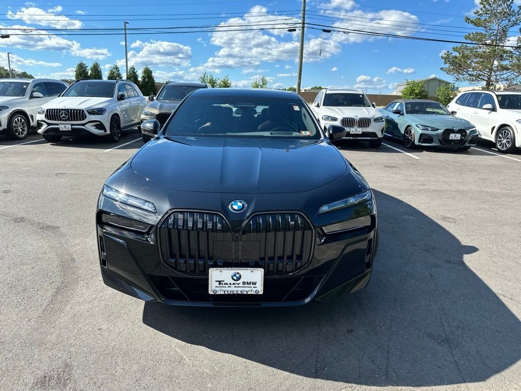 Certified Used 2026 Black Sapphire Metallic BMW 750e xDrive image 2