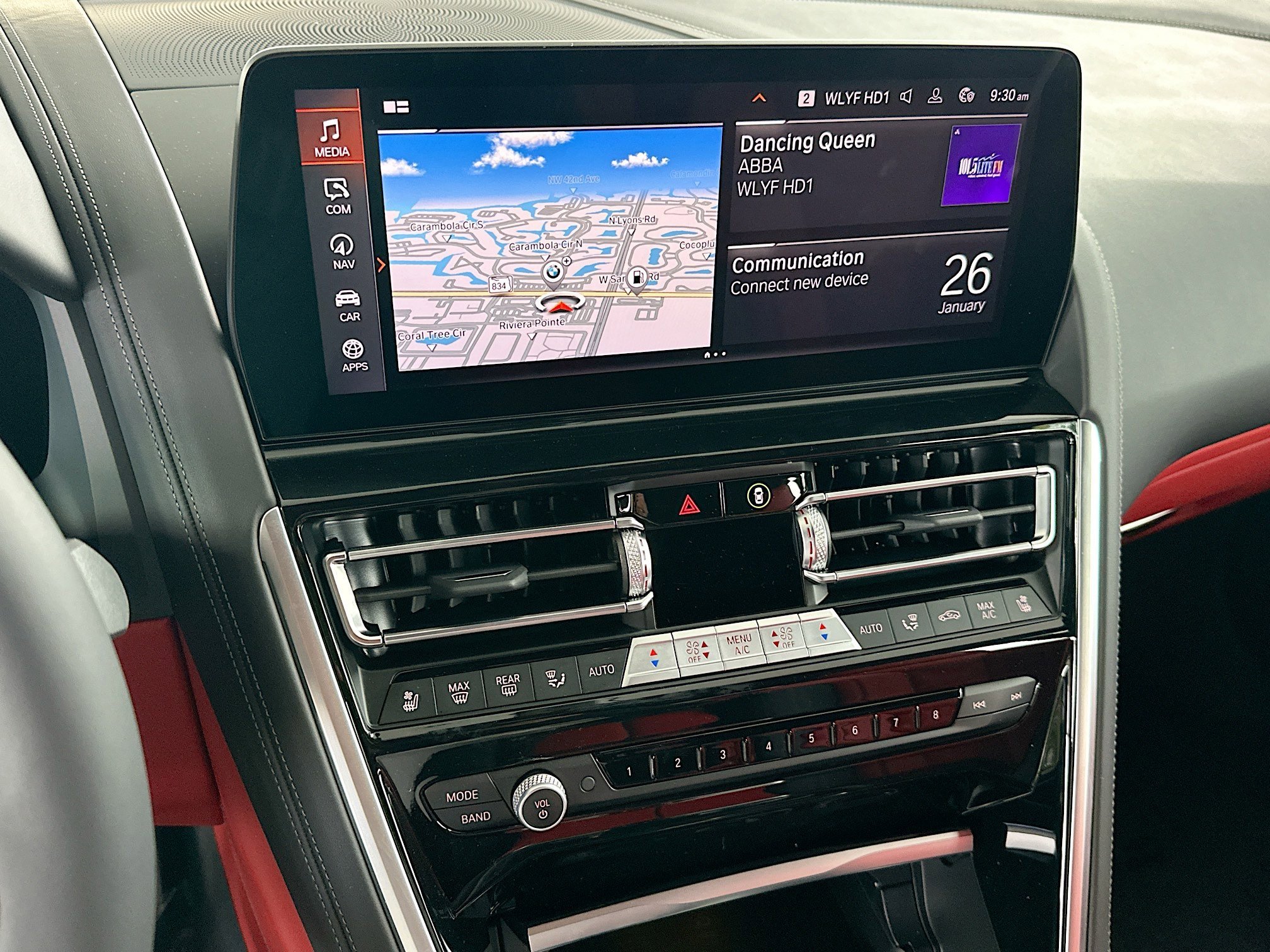 2025 BMW 8 Series Alpina B8 - Photo 11