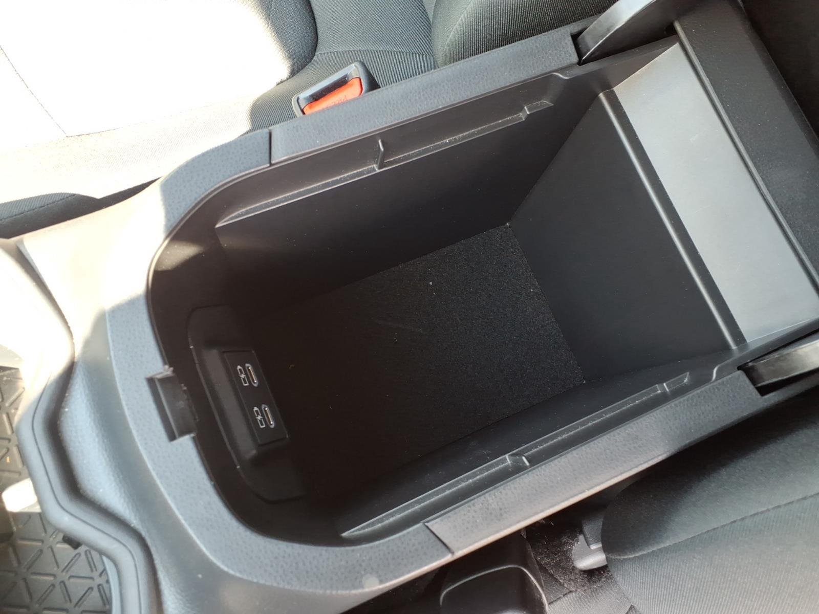 Used 2025 Ice Cap Toyota XLE image 21