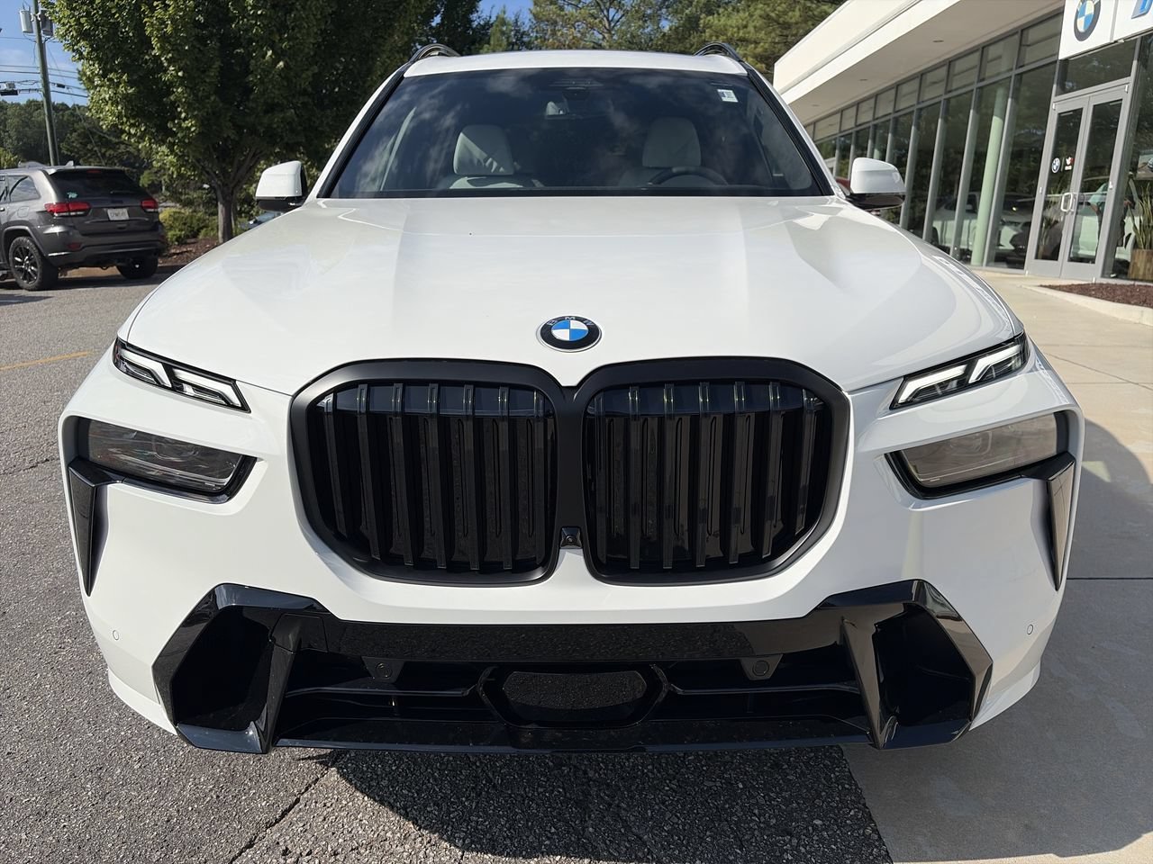 New 2027 Alpine White BMW xDrive40i image 10